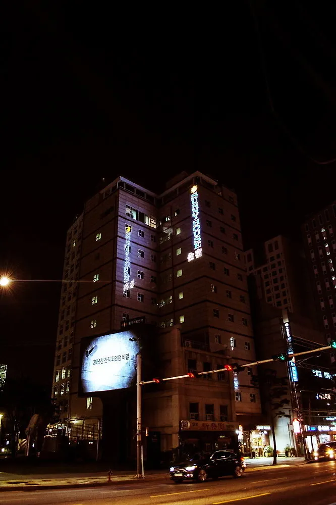 Hotel Sunny House Seúl