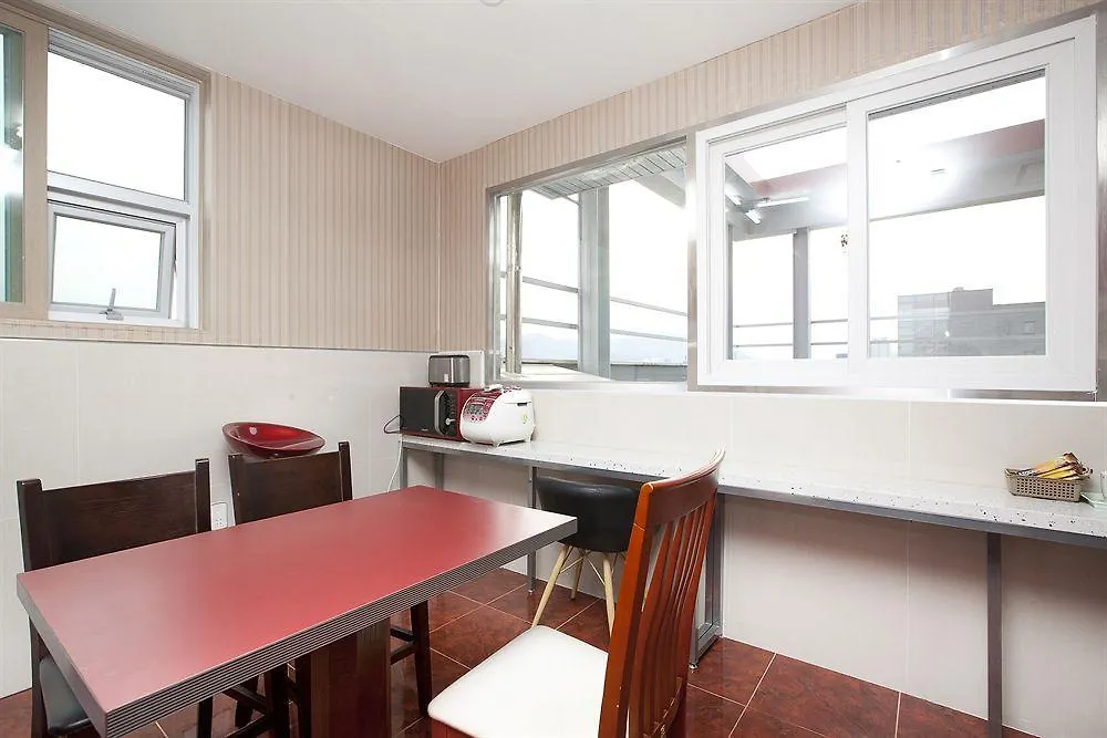 Sunny House Hotel Seoul