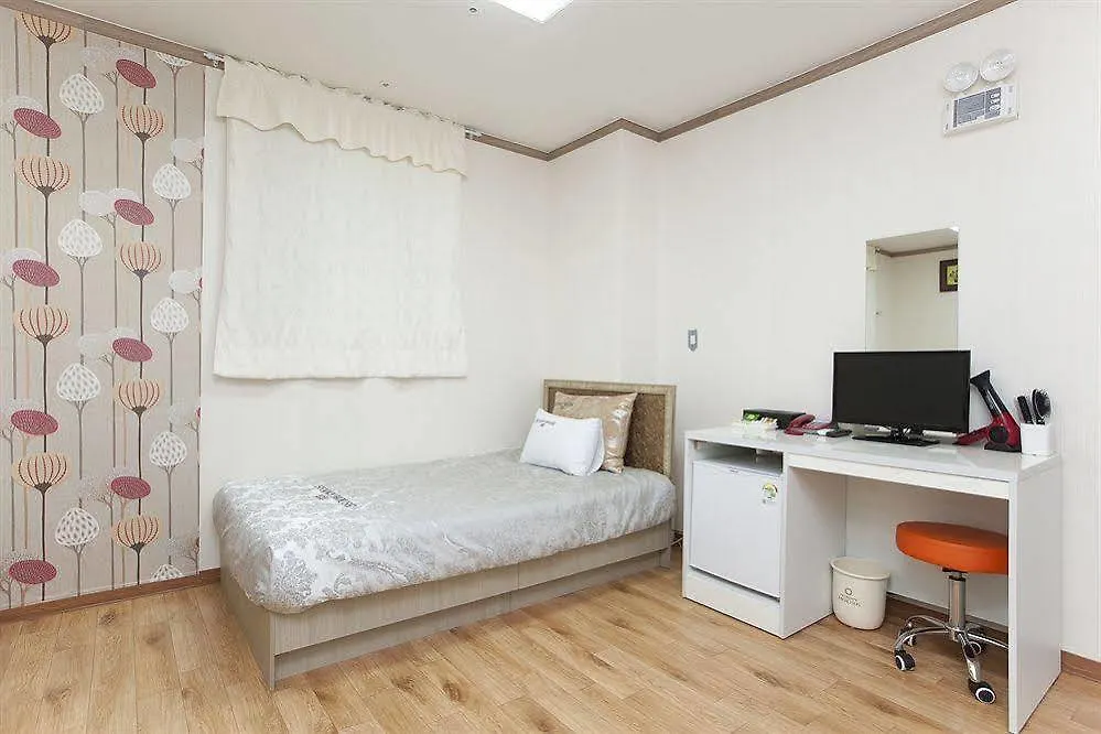 Sunny House Hotel Seoul